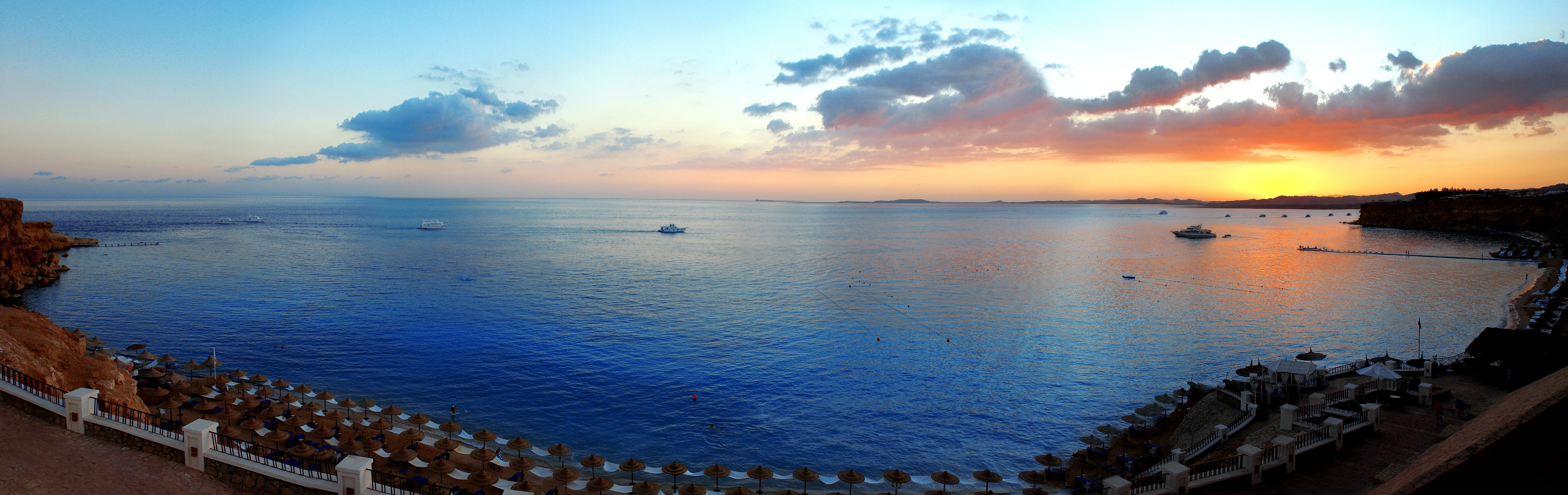 Jaz Fanara Resort Sharm el-Sheikh Exterior photo Sunset over the Gulf of Aqaba