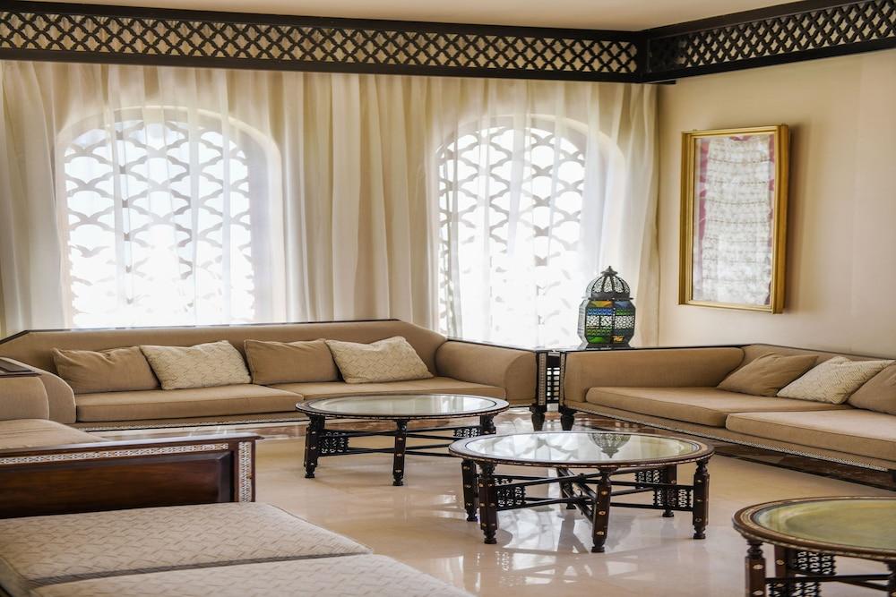 Jaz Fanara Resort Sharm el-Sheikh Exterior photo A Moroccan living room